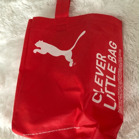 🐳 PUMA red, lightweight, clever little bag tote🐳❤️ - Picture 5 of 6